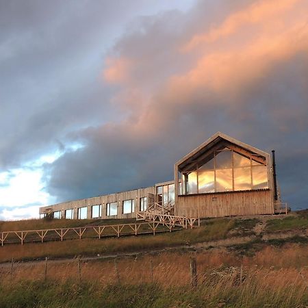 Hotel Simple Patagonia ปวยร์โตนาตาเลส ภายนอก รูปภาพ