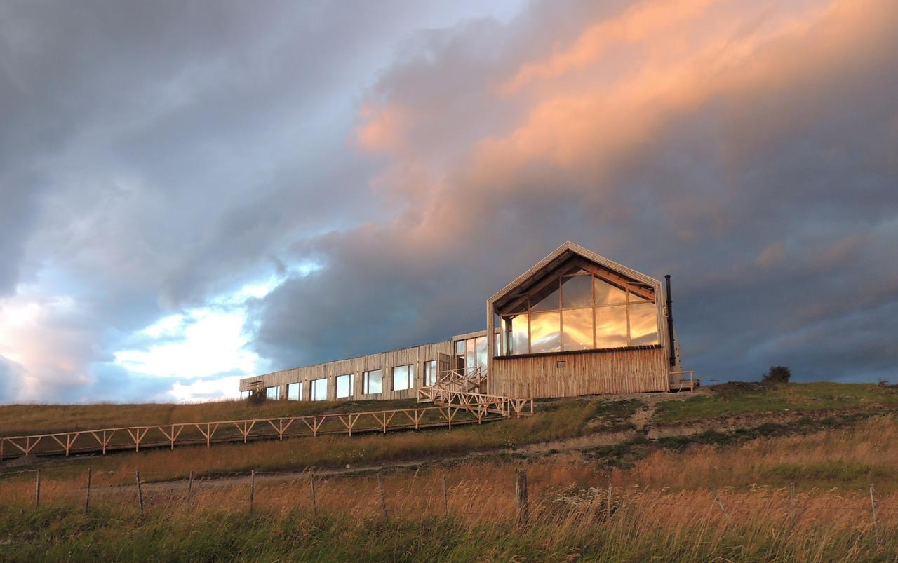 Hotel Simple Patagonia ปวยร์โตนาตาเลส ภายนอก รูปภาพ